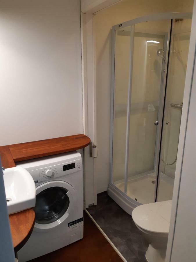 Remontoitu Asunto Vanhassa Talossa - Renovated Apartment At The Heart Of 图尔库 外观 照片